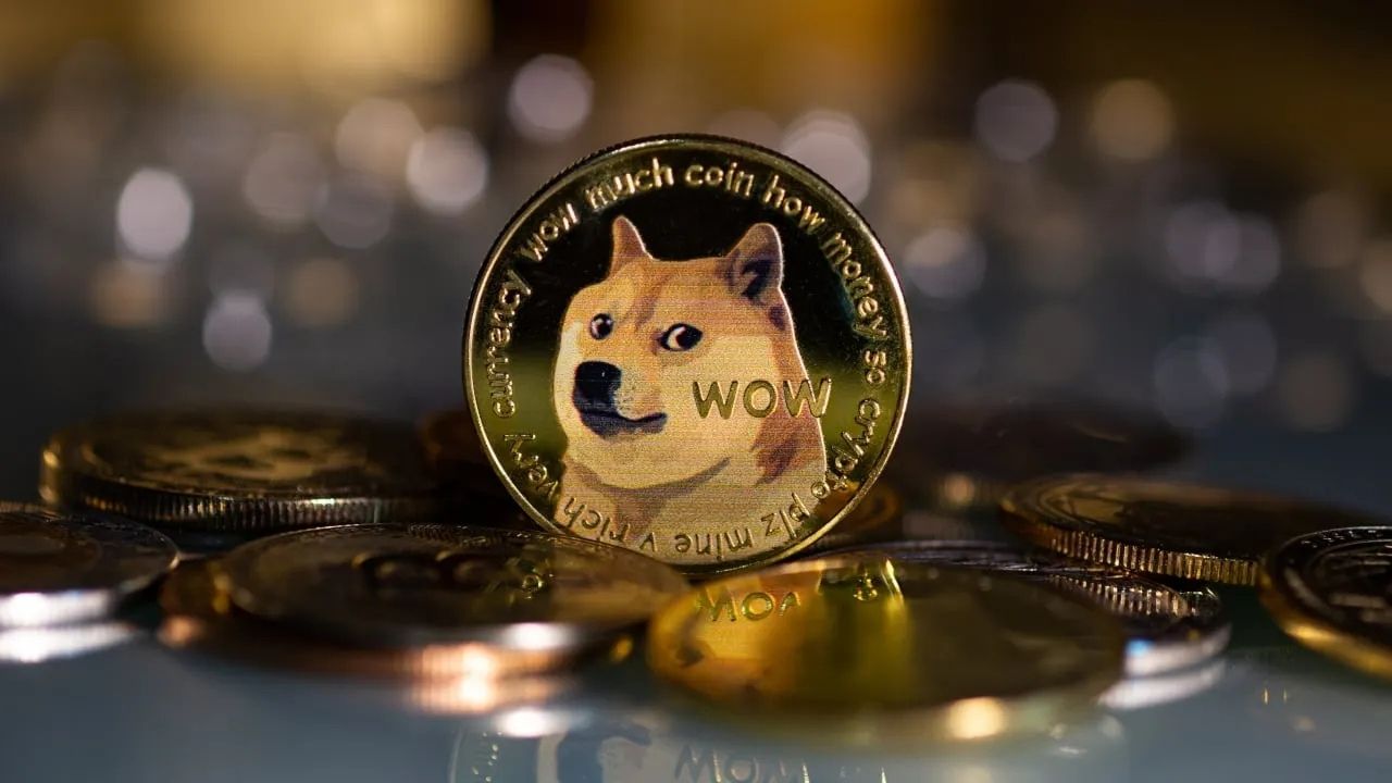 The Elevation of Memecoins: The Way of DOGE to PEPE